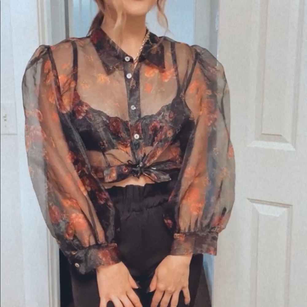 Floral blouse - Picture 3 of 5